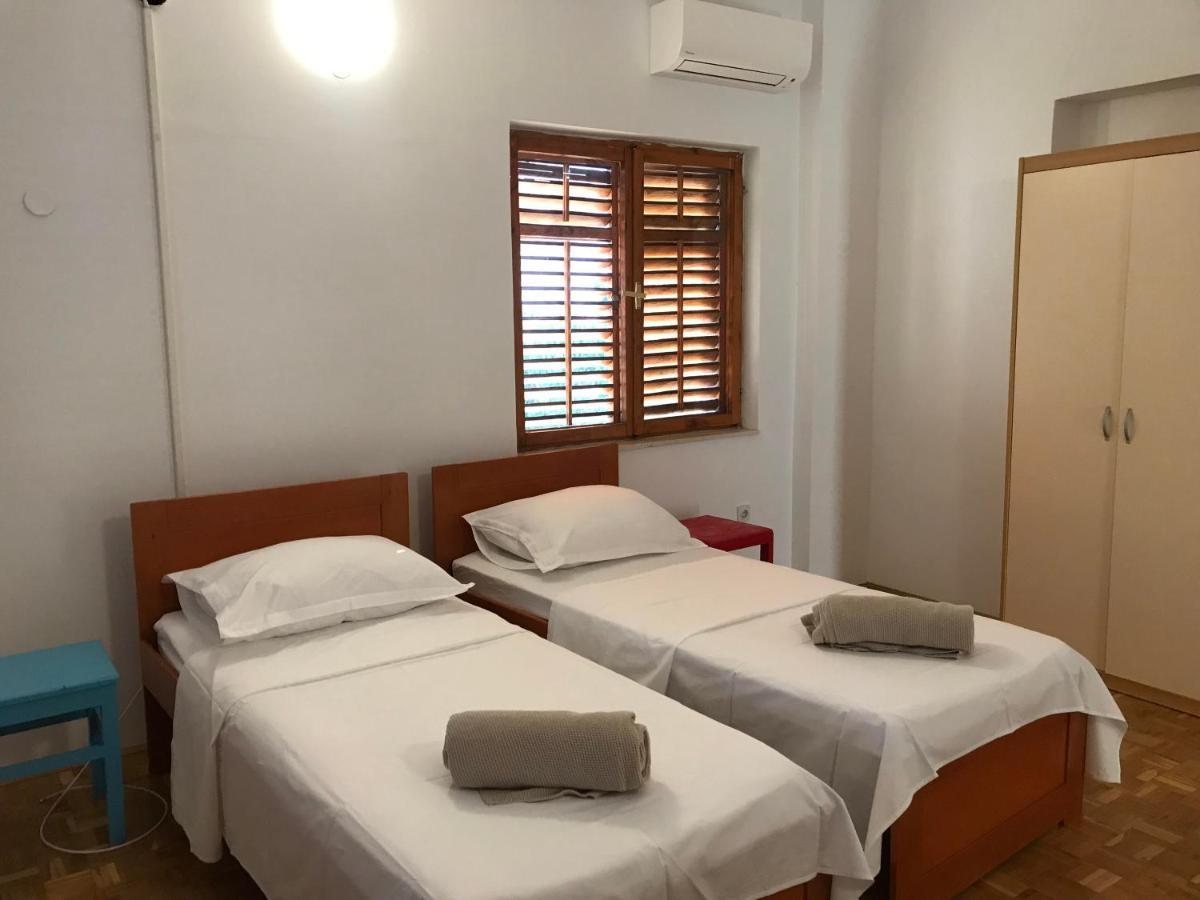 Six Bedroom Holiday Home Matea Ploce  Exterior photo